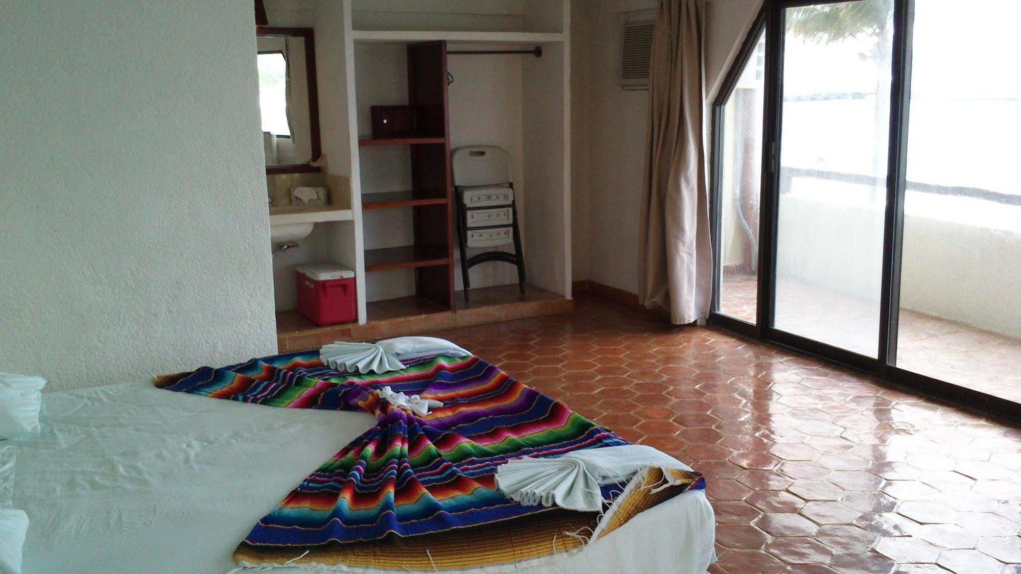 Safari Inn Cozumel Exterior foto